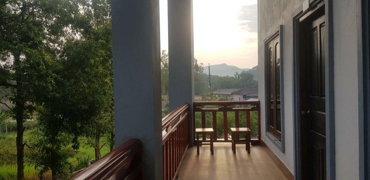 Sipanya Guesthouse Muang Phônsavan Exteriör bild